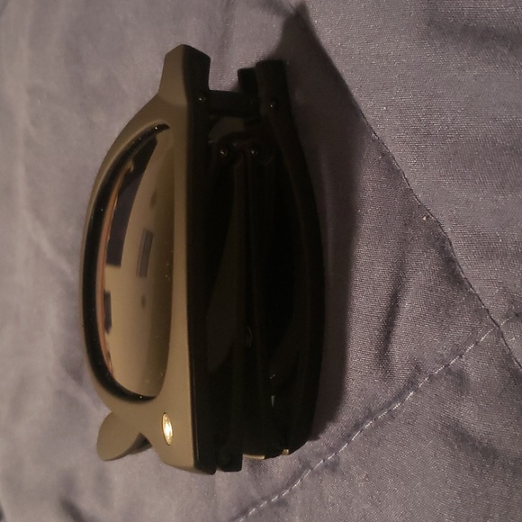 Holland America Sunglasses - Picture 6 of 7